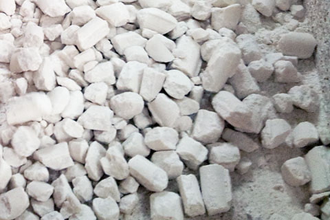 Chemical Fertilizer Crushing